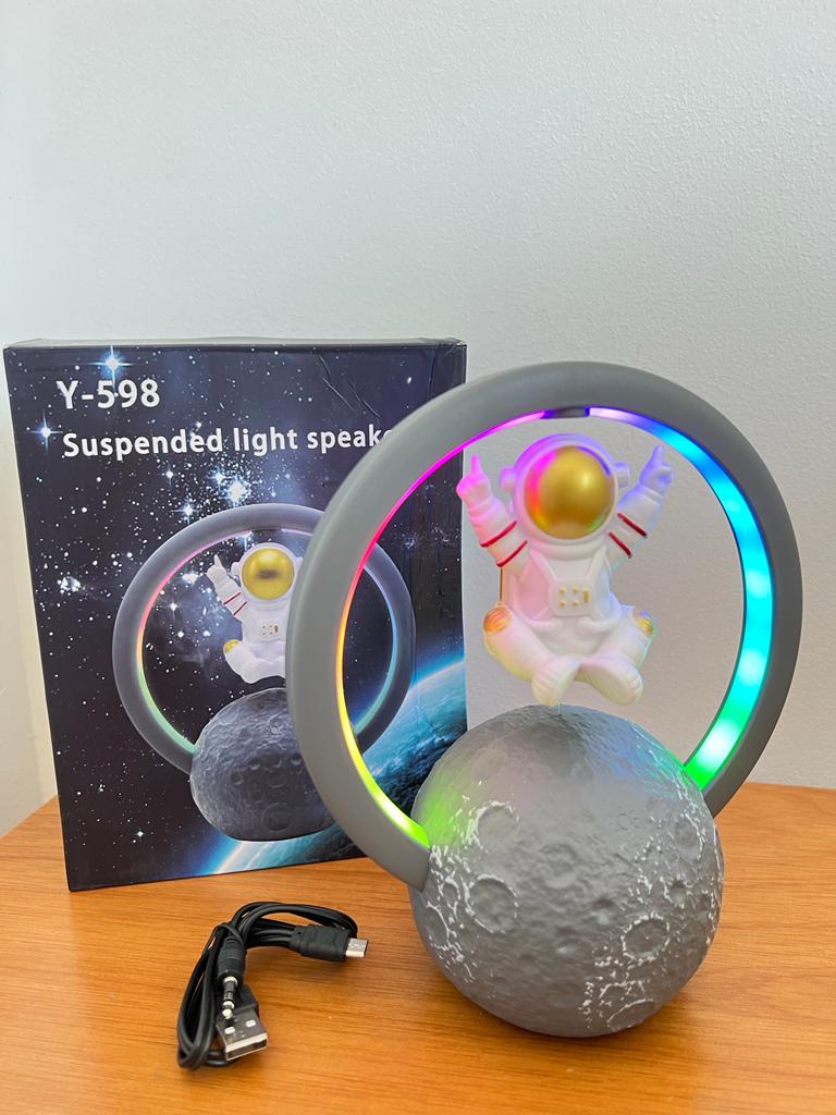 🚀🔊 Lleva la Música a Otro Nivel | Parlante Astronauta Magnético con Sonido Potente y Diseño Futurista en Colombia